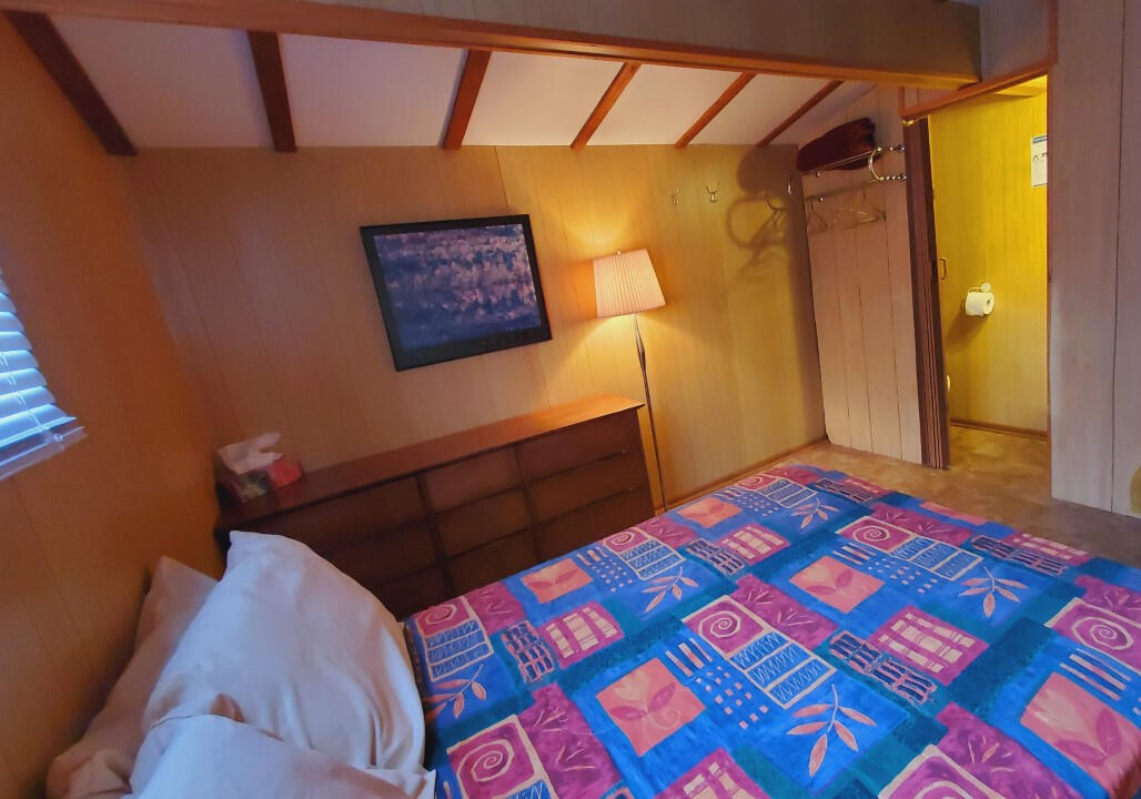 Master Bedroom + Half Bath, Cabin Highland